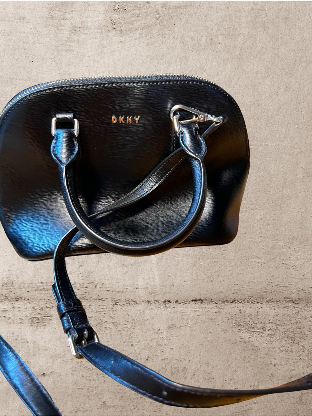 DKNY Bryant Black Leather Dome Satchel Crossbody Handbag Gold Hardware 2019